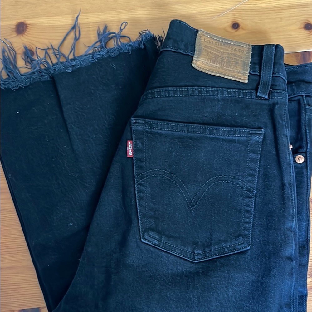 Levi’s Black Ribcage Crop Flare Jeans
